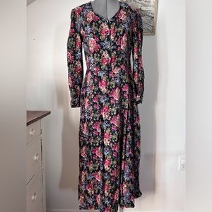 Vintage Victorian Floral Ankle Length Buttondown Dress